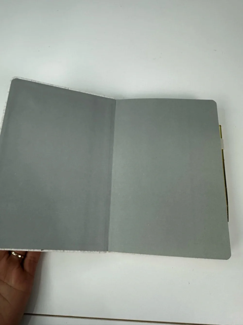 Eccolo Cream Textured Cloth Cover Smaller Journal With Zip Front Pocket & Pen